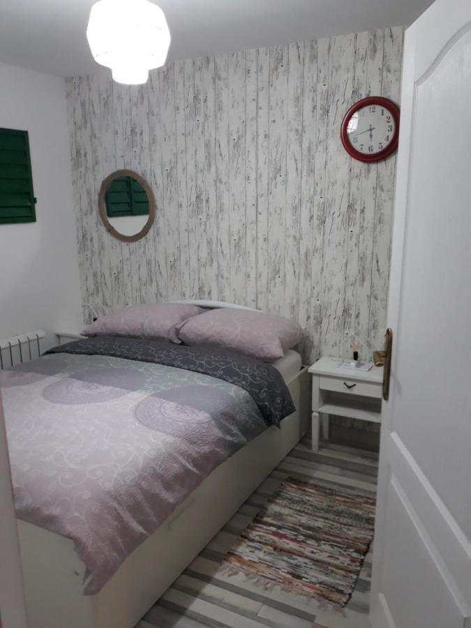 Tri Srece Apartment Ogulin Bagian luar foto